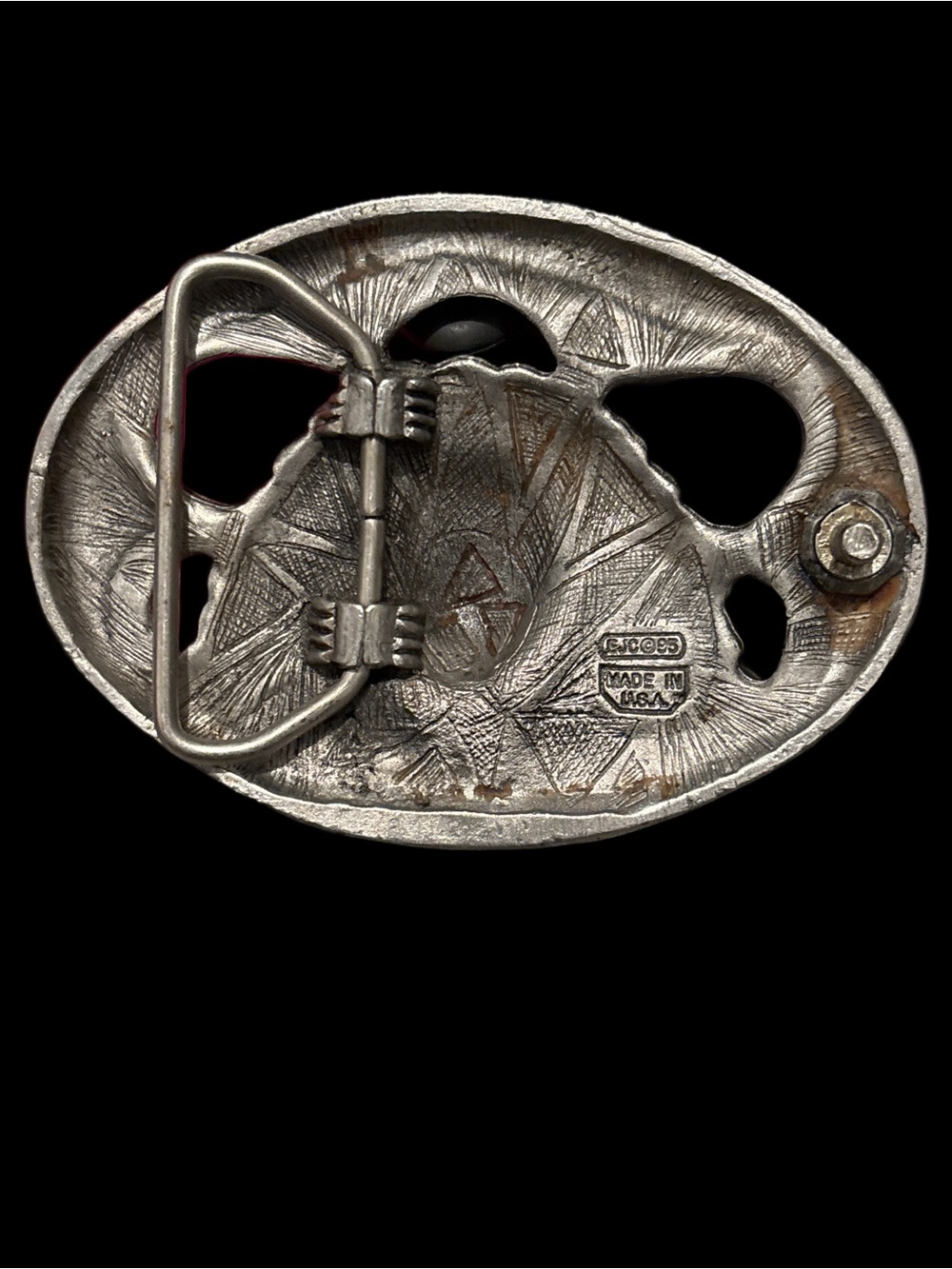 Vintage 90’s EJC (O) Native Chief Belt Buckle with Red Feather Accents - Picture 3 of 10